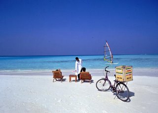 Beach service at Sun Island Beach, Maldives