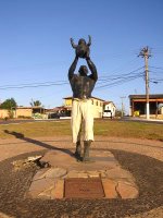 Slave statue at Praca Rasa Praia Rasa - Flat Beach Buzios