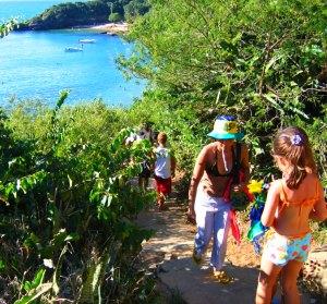 Walking down to Praia da Azeda