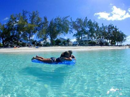 Hello from Grand Cayman's 7 Mile Beach and Villas of the Galleon