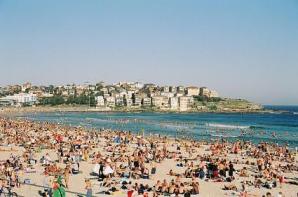 Bondi Beach on Christmas Day 2003