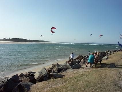 Q09-Kite surfing at Noosa Heads