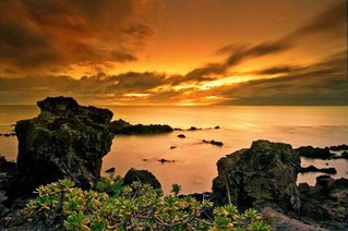 Great sunset at Kapalua Beach in Hawaii